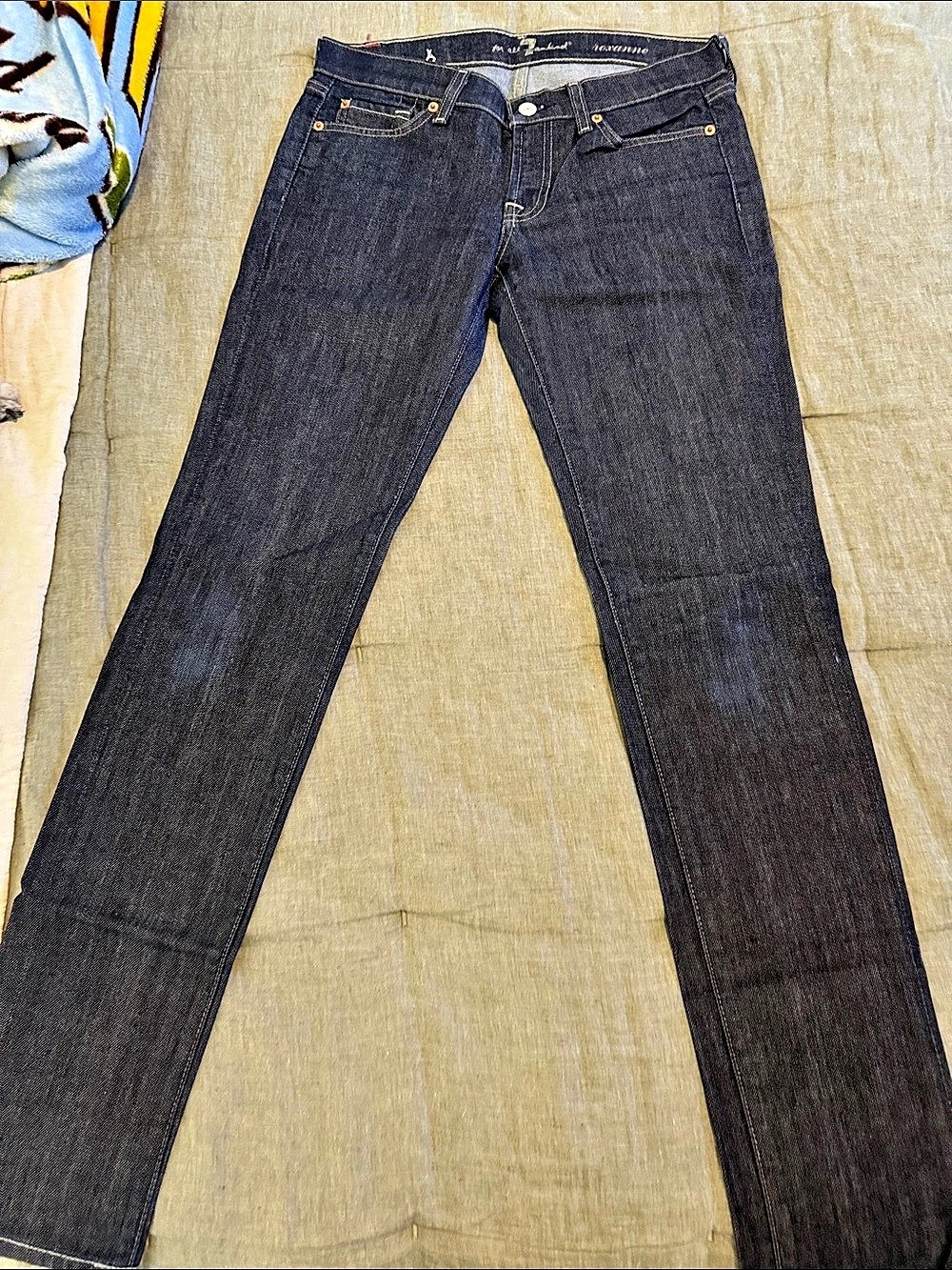 7 for All Mankind low rise Skinny Jeans  in dark wash Waist 28 Like New